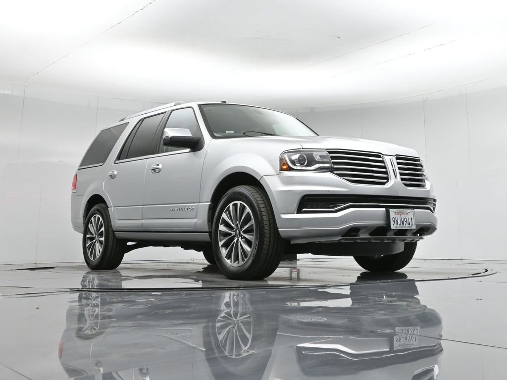 Used 2017 Lincoln Navigator Select image 31