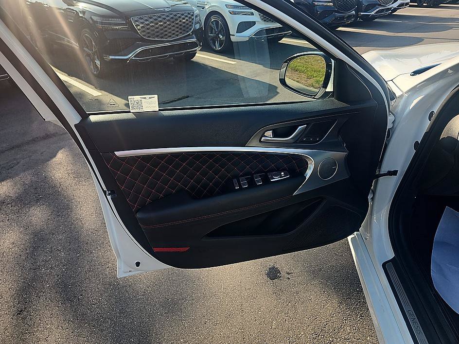 Used 2024 Genesis G70 3.3T Advanced w/ Sport Prestige Package AWD/4WD image 11