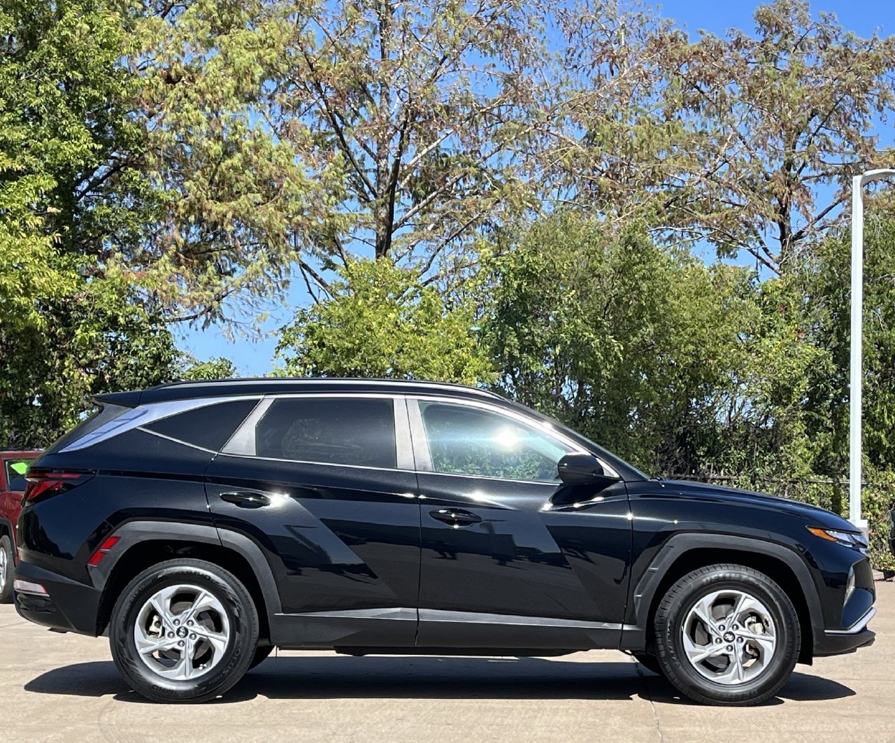 Used 2024 Hyundai Tucson SEL AWD/4WD image 3