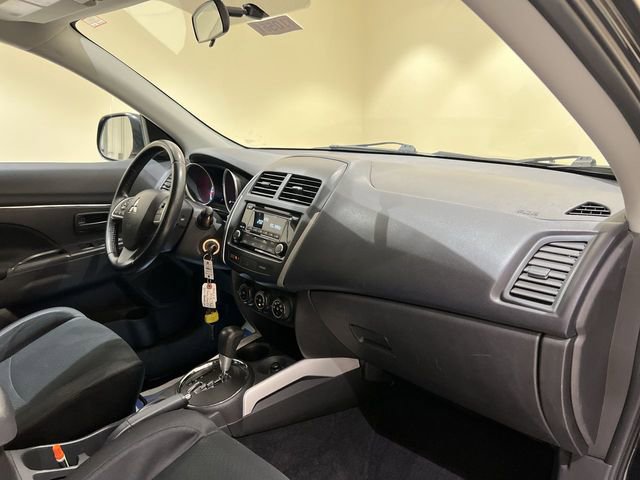 Used 2014 Mitsubishi Outlander Sport ES FWD image 21