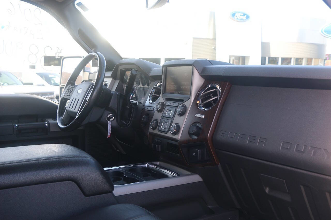 Used 2016 Ford F350 Lariat w/ Chrome Package AWD/4WD image 31