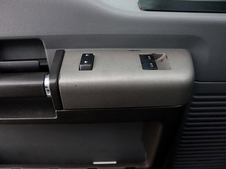 Used 2017 Ford F650 2WD SuperCab Super Duty image 16