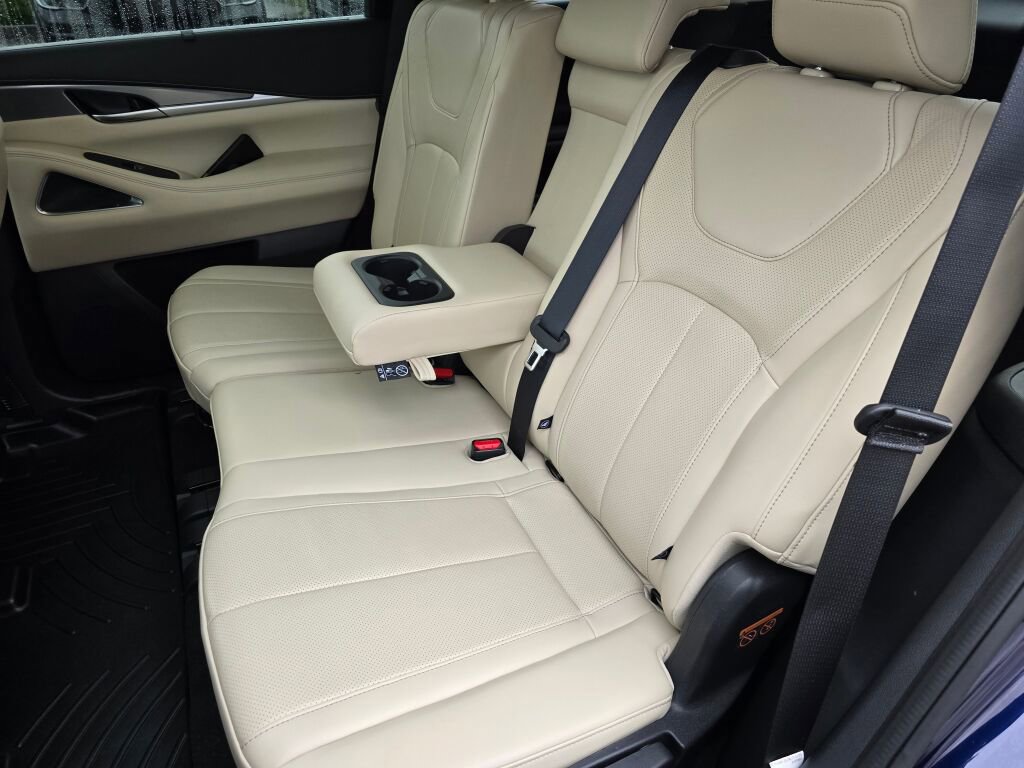 Certified 2022 INFINITI QX60 Luxe w/ Vision Package image 16