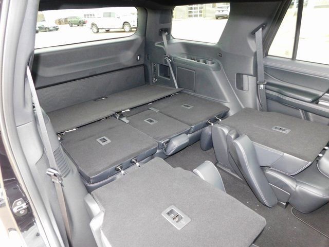 New 2026 Ford Expedition Platinum w/ Stealth Appearance Package image 34