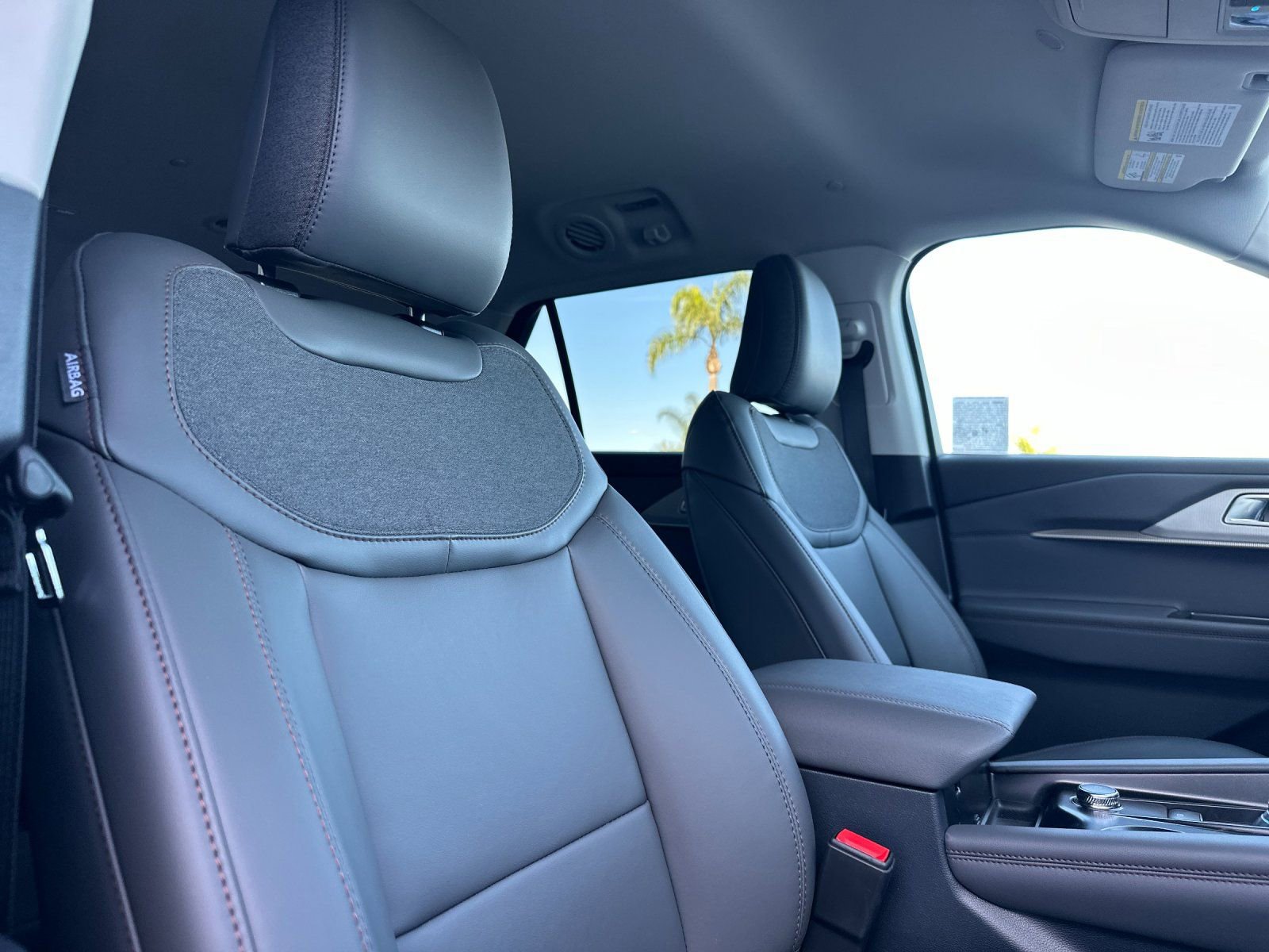 New 2026 Ford Explorer Active w/ Active Comfort Package image 18