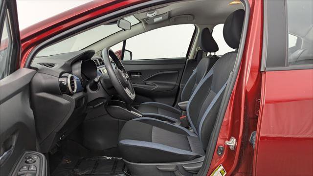 Used 2025 Nissan Versa SV image 14