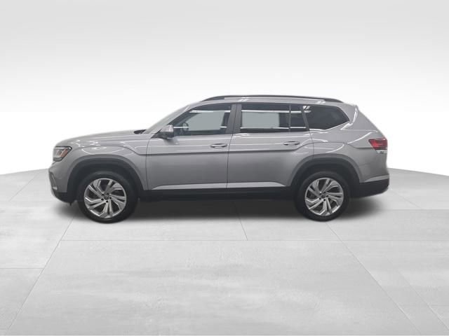 Used 2022 Volkswagen Atlas SE image 2