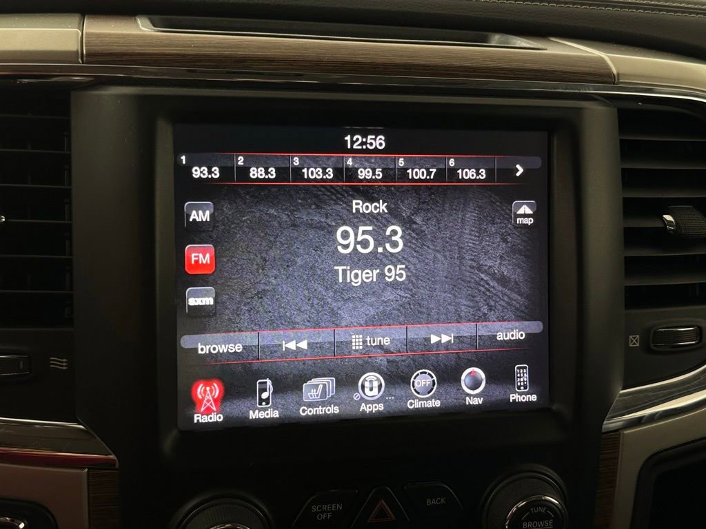 Used 2015 RAM 1500 Laramie image 19