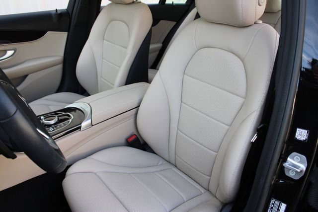 Used 2020 Mercedes-Benz C 300 Sedan image 8