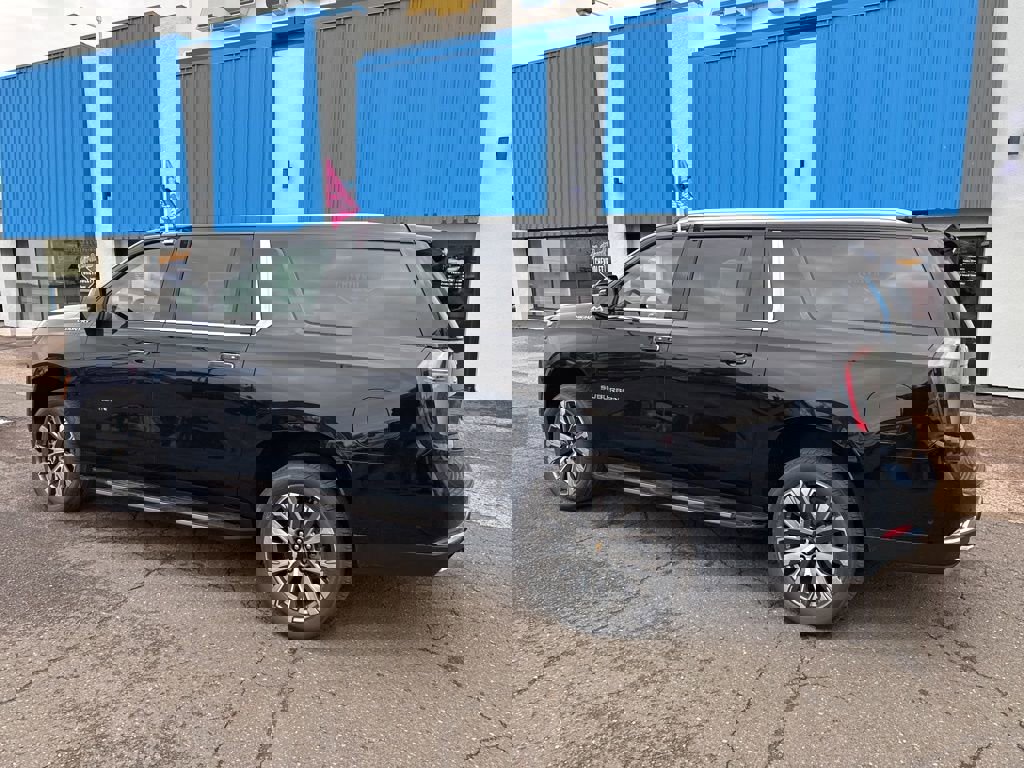 New 2026 Chevrolet Suburban High Country w/ Sun And Tow Package image 11