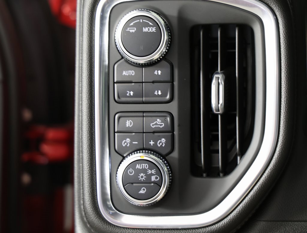 Used 2021 GMC Sierra 2500 SLT w/ SLT Convenience Package image 27