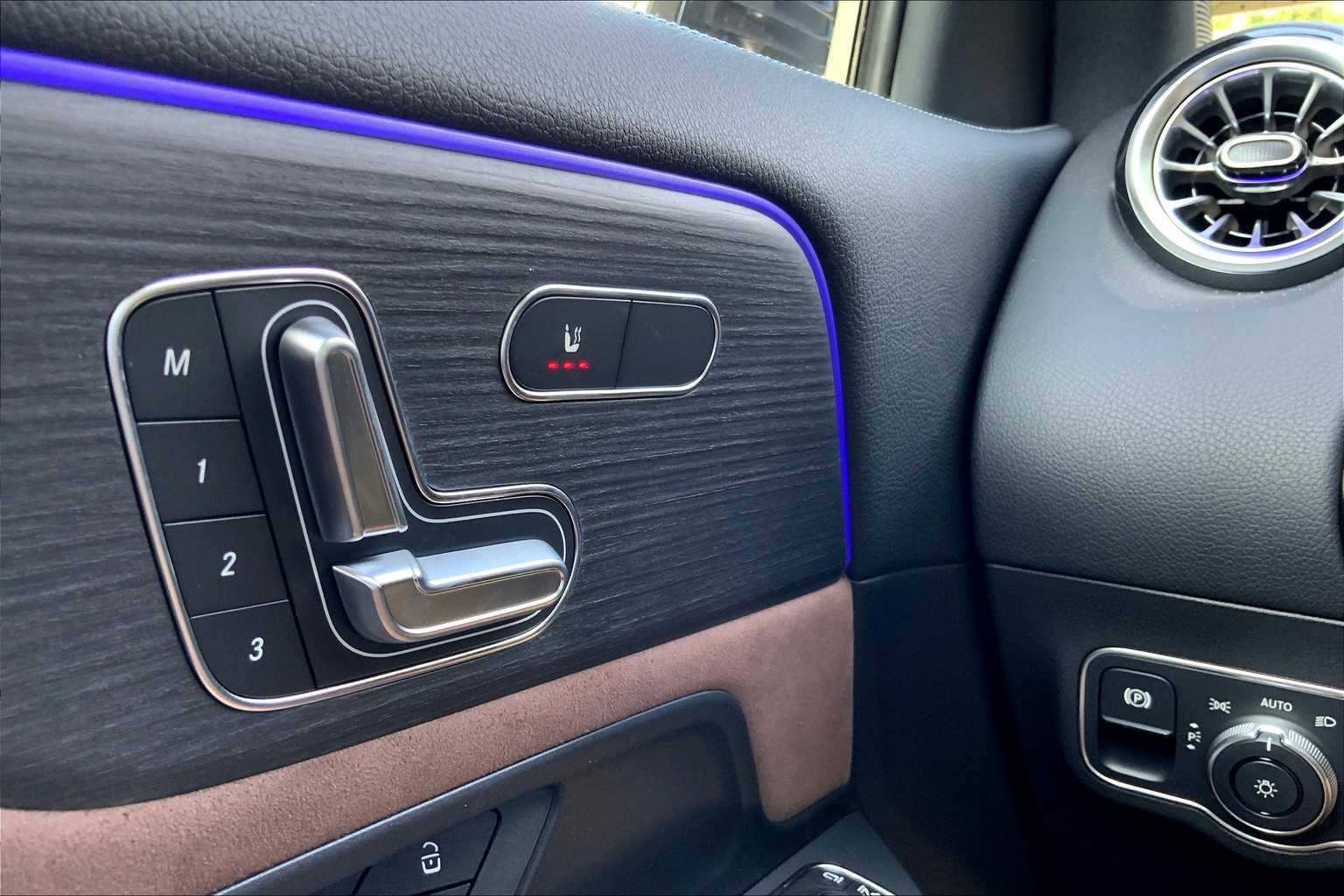 New 2026 Mercedes-Benz GLA 250 GLA 250 image 24