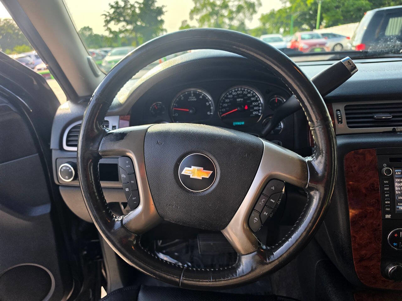 Used 2012 Chevrolet Avalanche LTZ RWD image 45