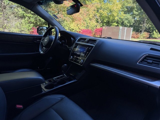 Used 2018 Subaru Outback 3.6R Limited image 9