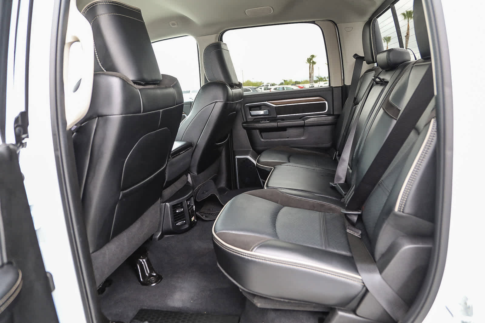 Used 2024 RAM 2500 Laramie image 18