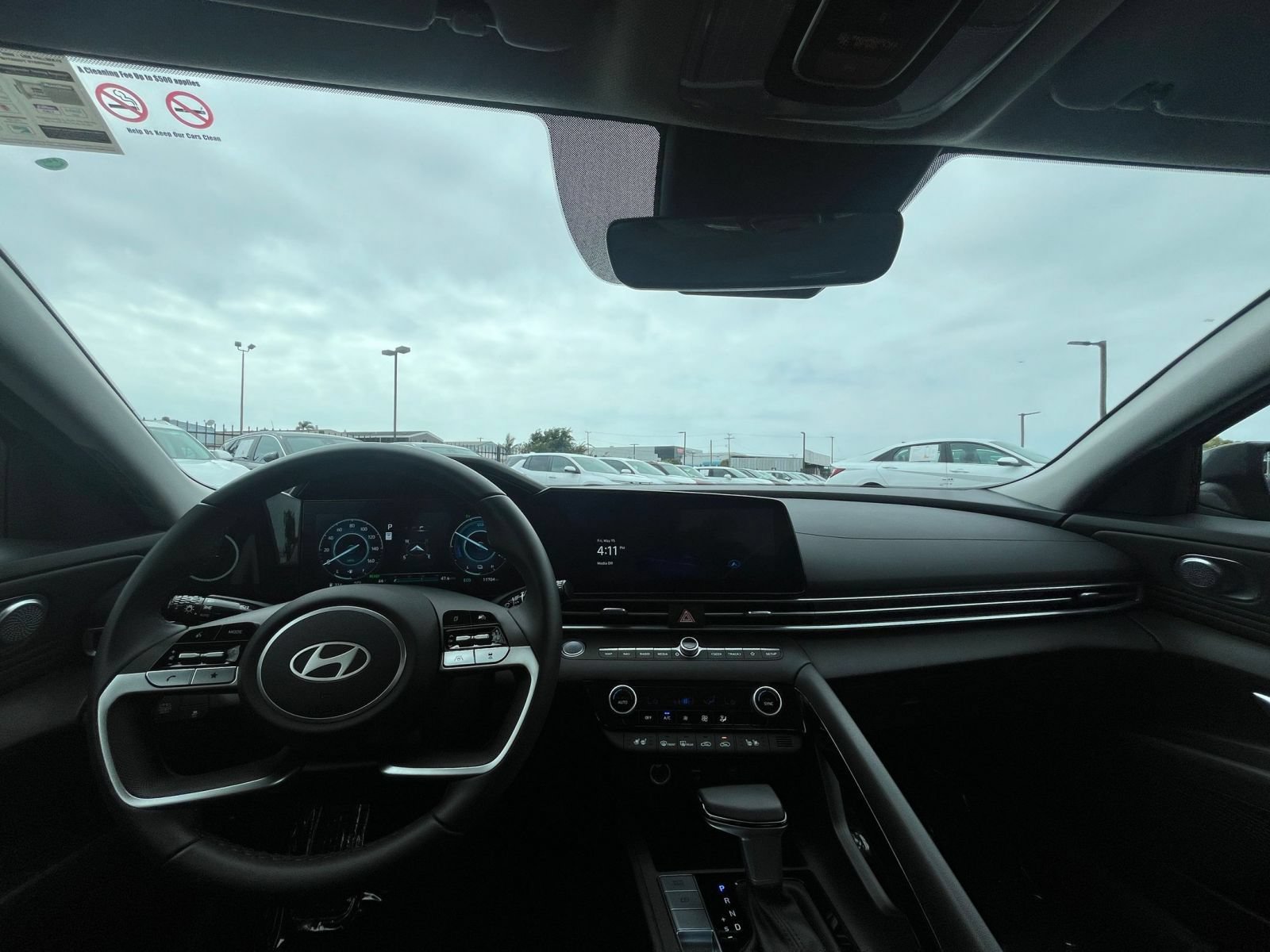 Used 2025 Hyundai Elantra Limited FWD image 34