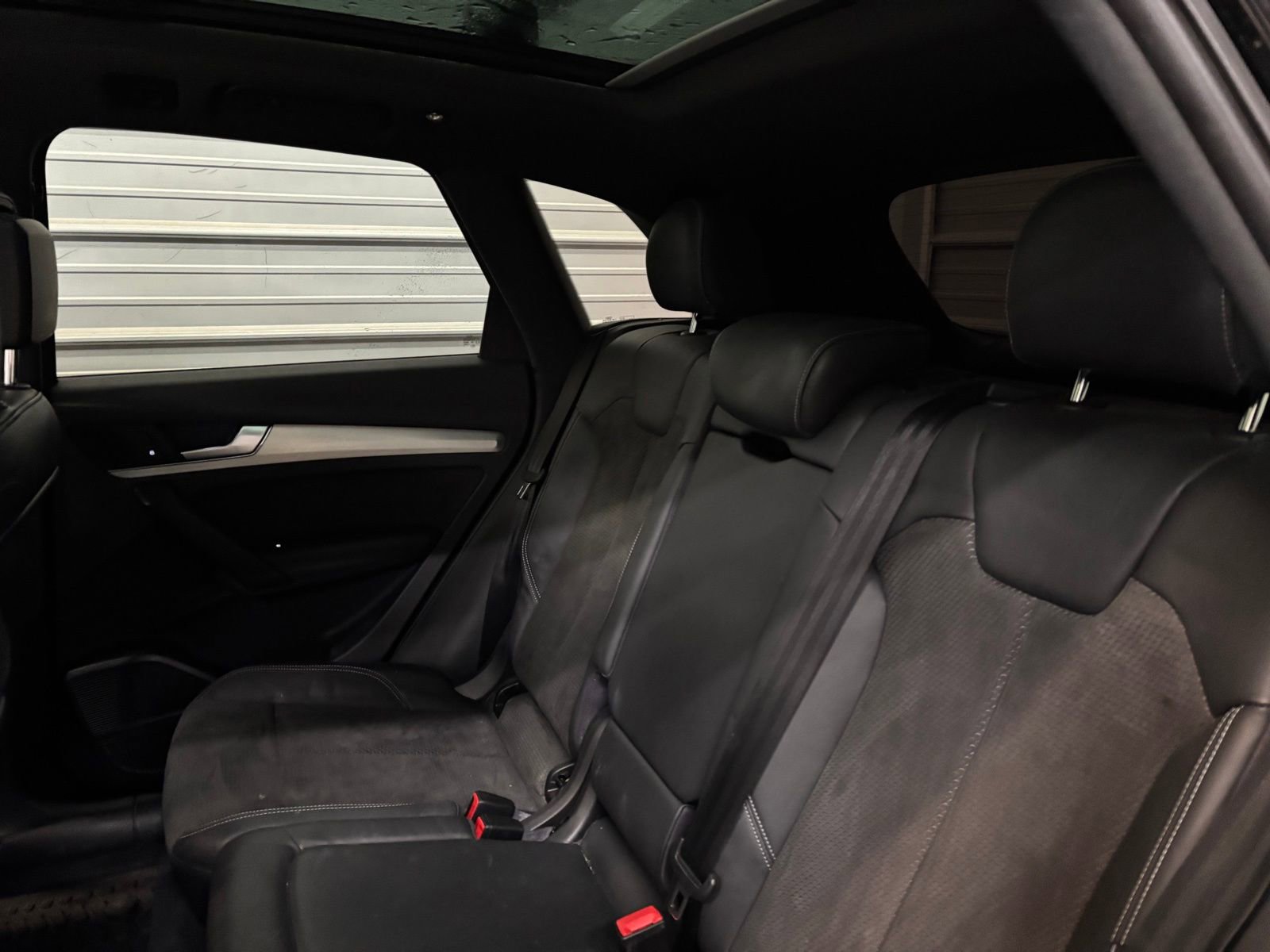 Used 2018 Audi SQ5 Prestige w/ Prestige Package image 23