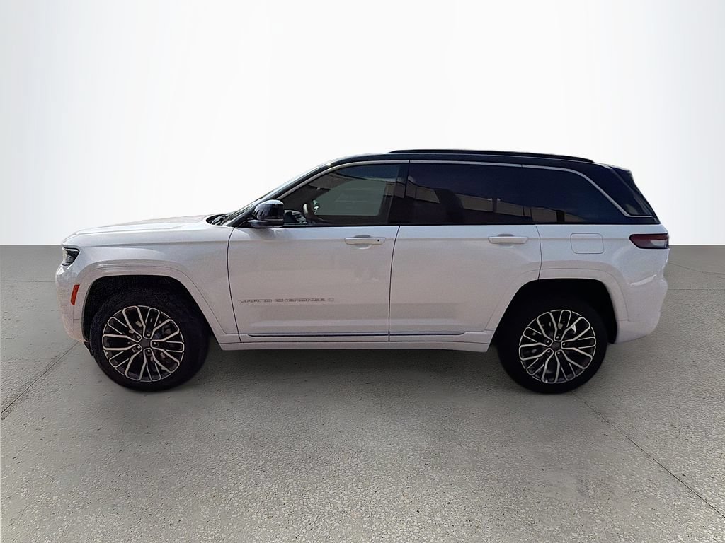 New 2026 Jeep Grand Cherokee Summit AWD/4WD image 7