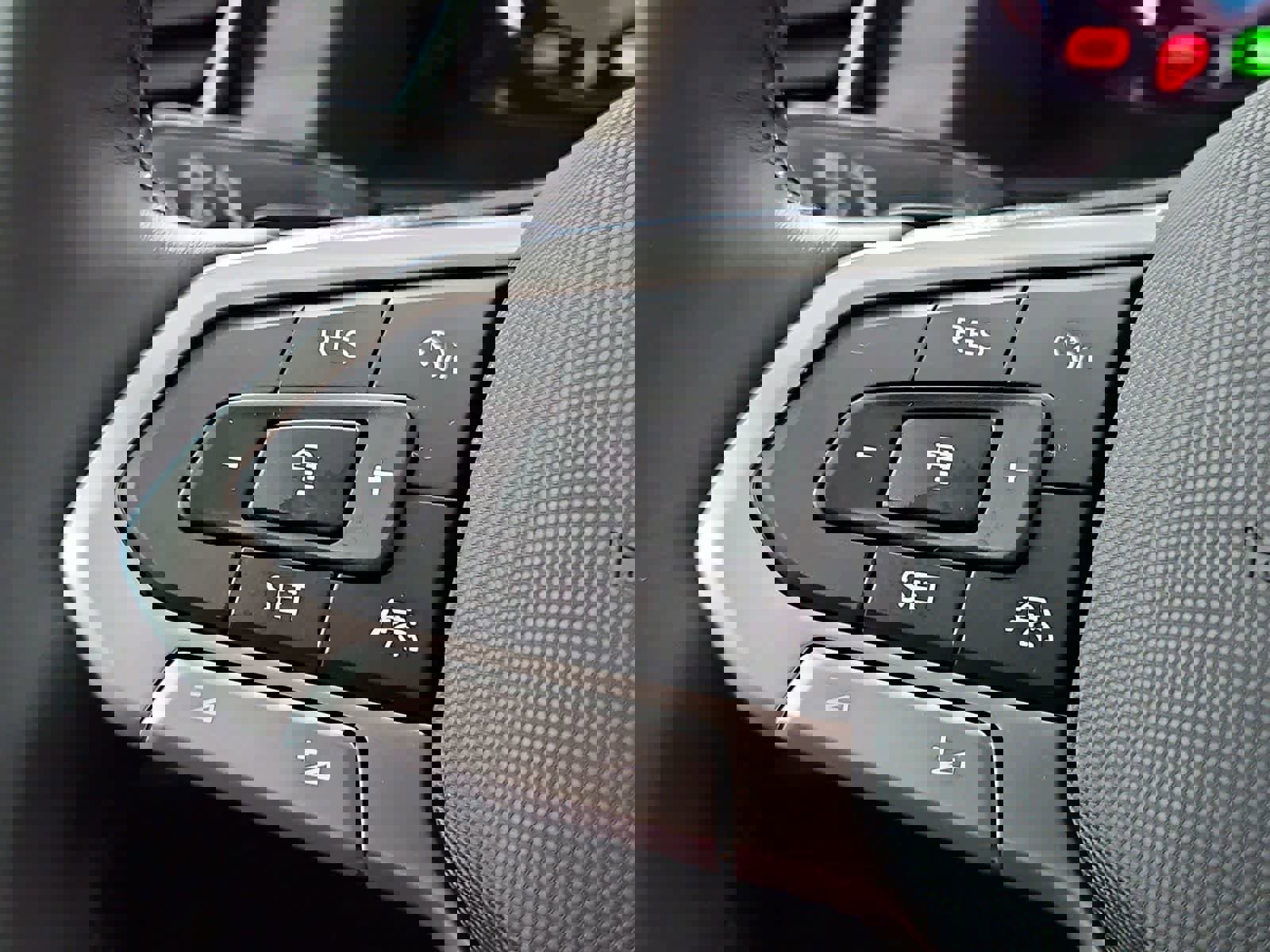 New 2026 Volkswagen Atlas SEL Premium R-Line image 25