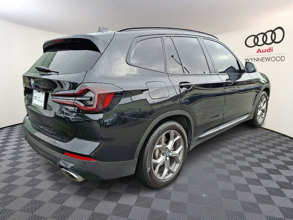 Used 2024 BMW X3 xDrive30i w/ Premium Package w/ZPA AWD/4WD image 6