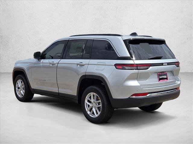 New 2026 Jeep Grand Cherokee Laredo RWD image 8