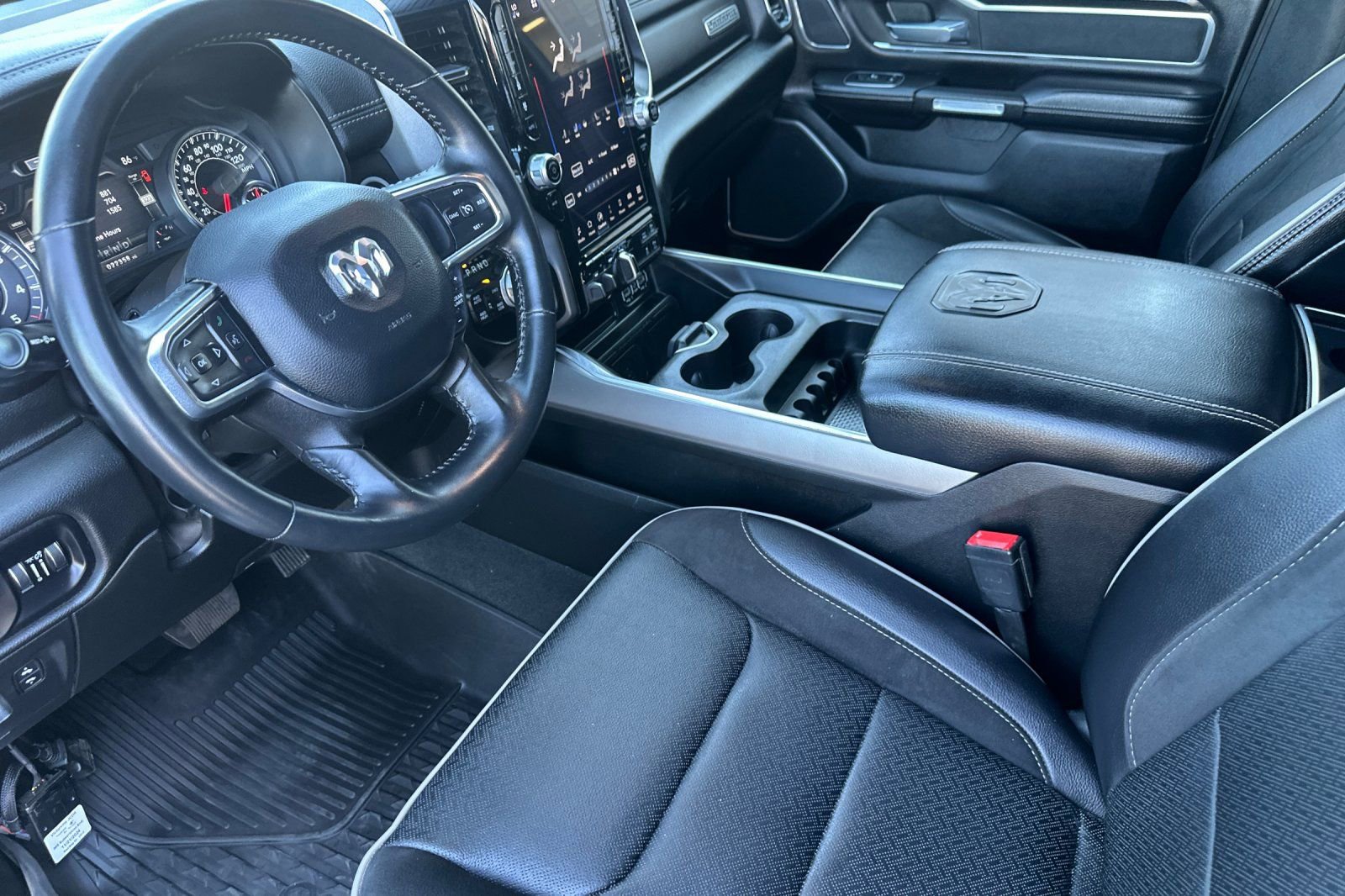 Used 2023 RAM 1500 Laramie image 10