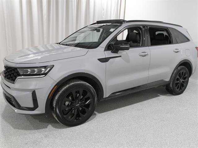 Used 2023 Kia Sorento SX image 3