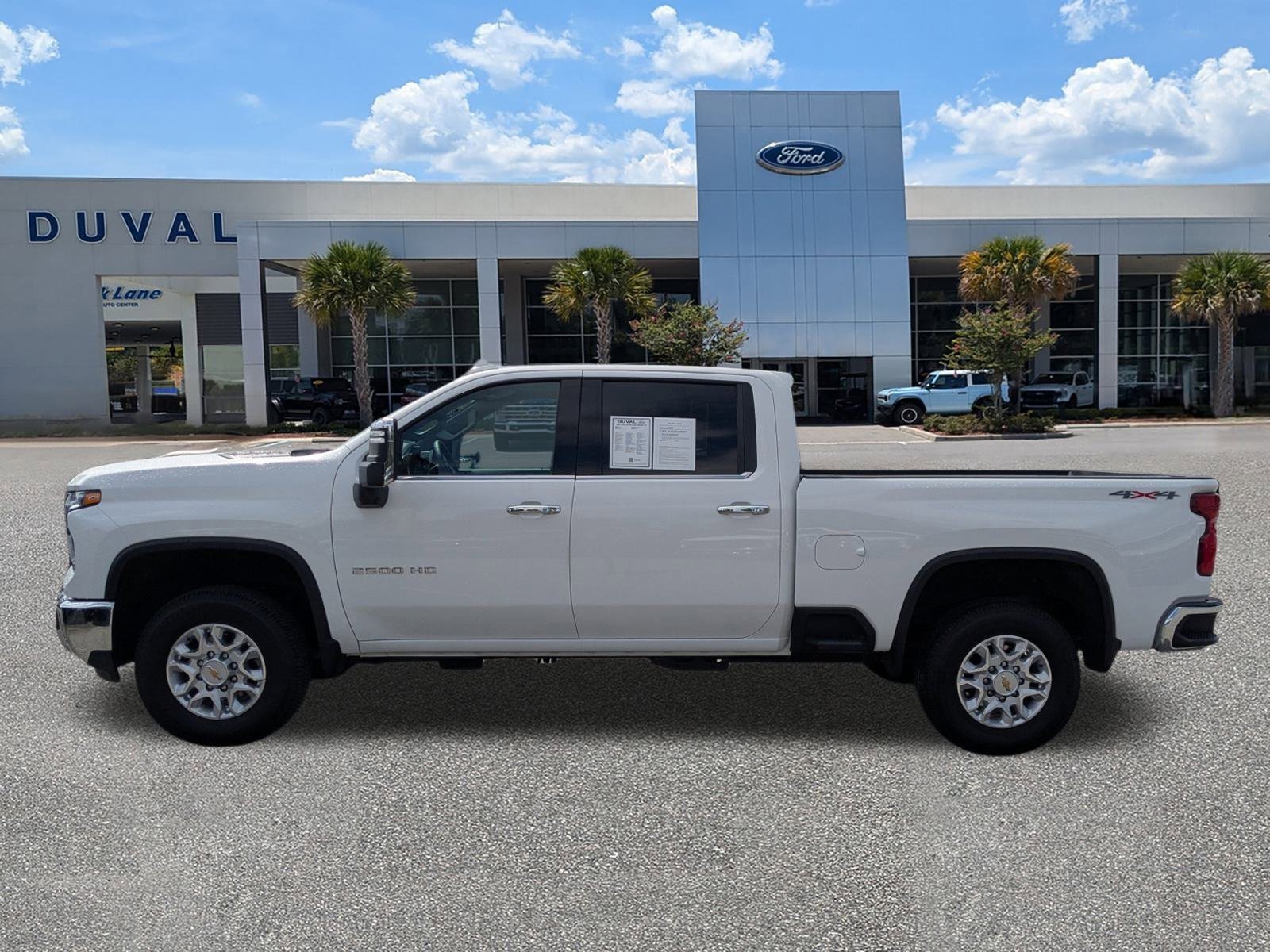 Used 2024 Chevrolet Silverado 2500 LTZ image 6