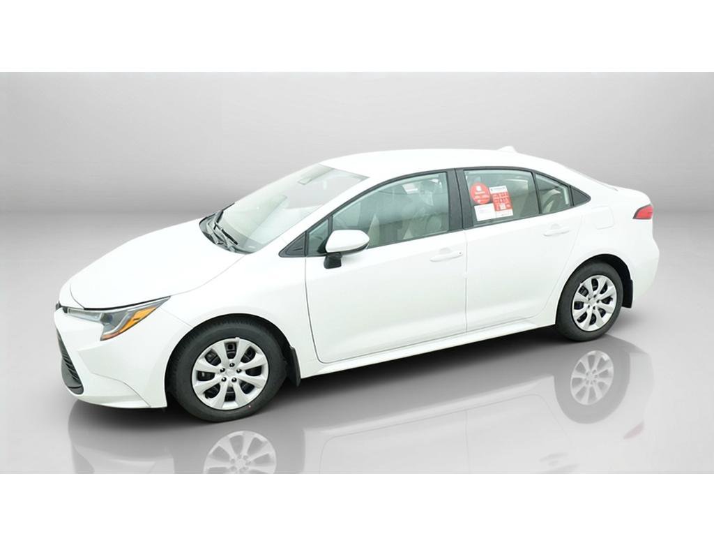 New 2027 Toyota Corolla LE FWD image 2