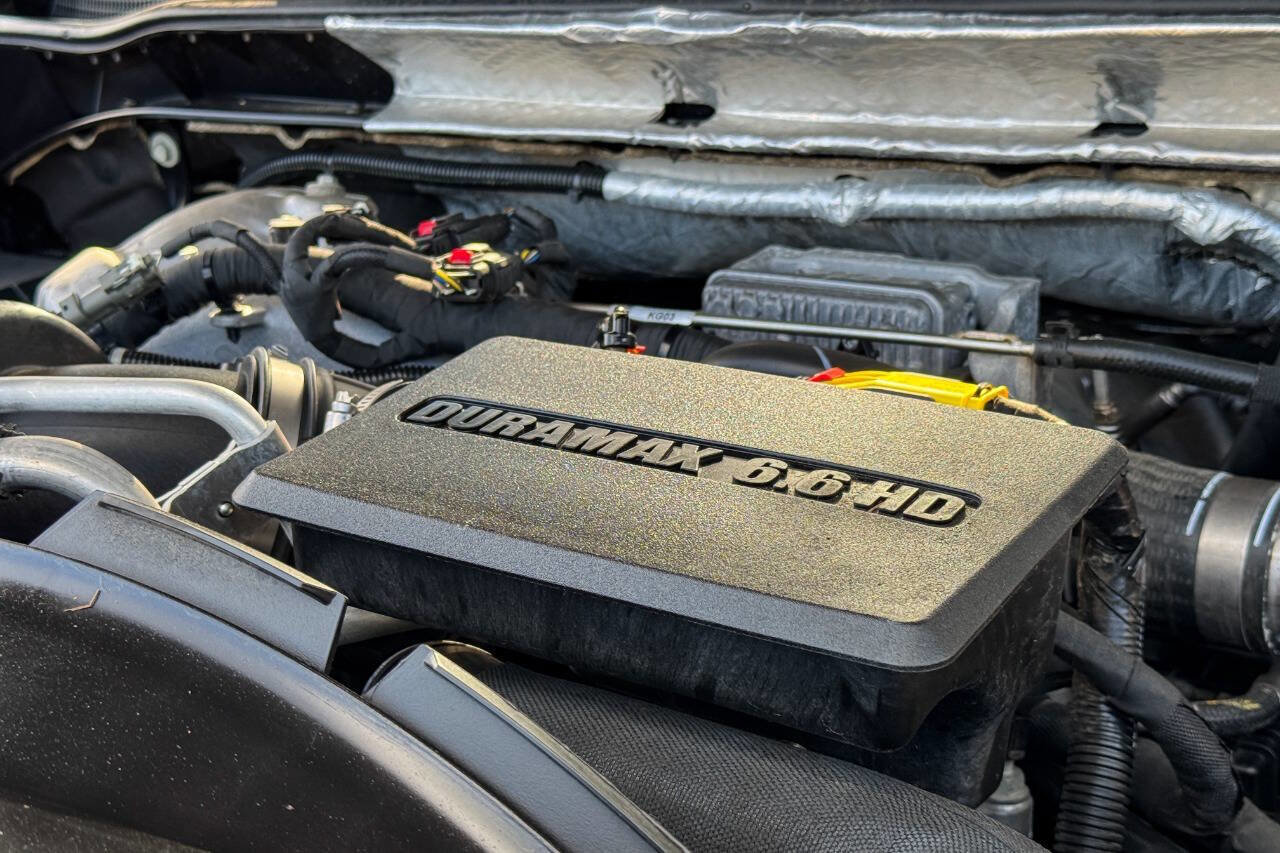 Used 2020 Chevrolet Silverado 2500 High Country w/ Z71 Off-Road Package AWD/4WD image 44