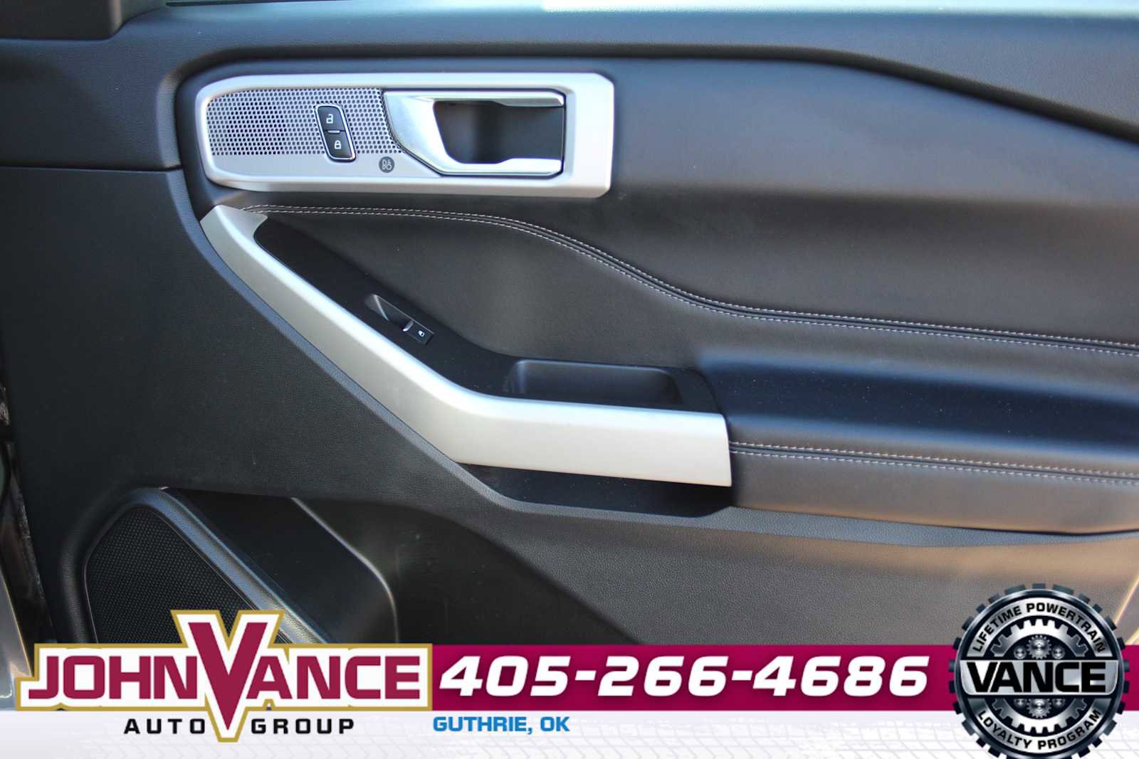 Used 2021 Ford Explorer Limited w/ Equipment Group 301A image 13