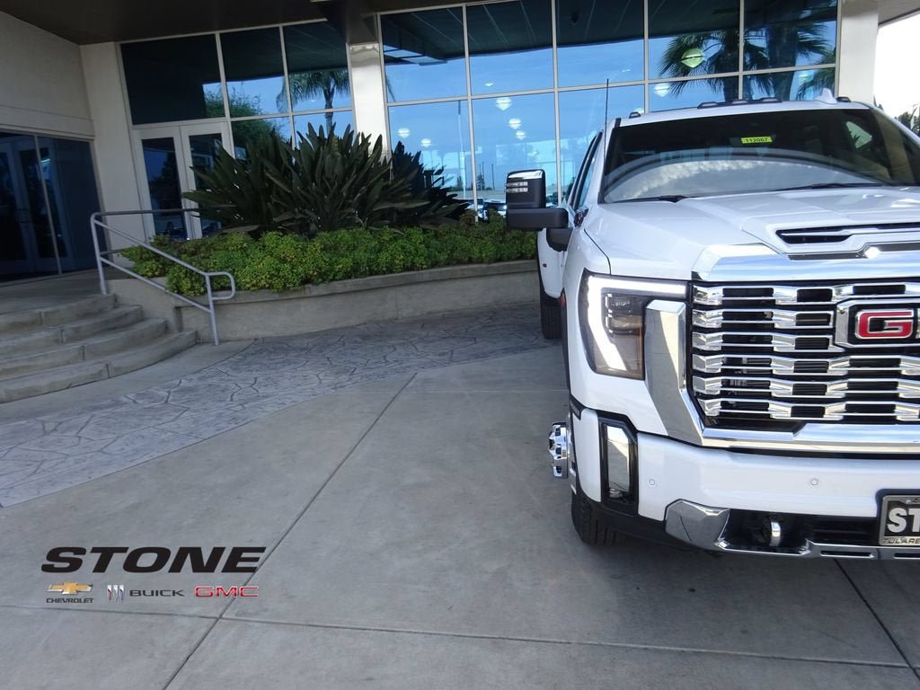 New 2026 GMC Sierra 3500 Denali w/ Denali Reserve Package AWD/4WD image 30
