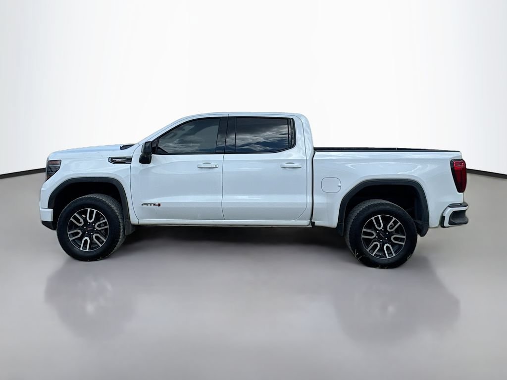 Used 2025 GMC Sierra 1500 AT4 w/ AT4 Premium Package AWD/4WD image 4