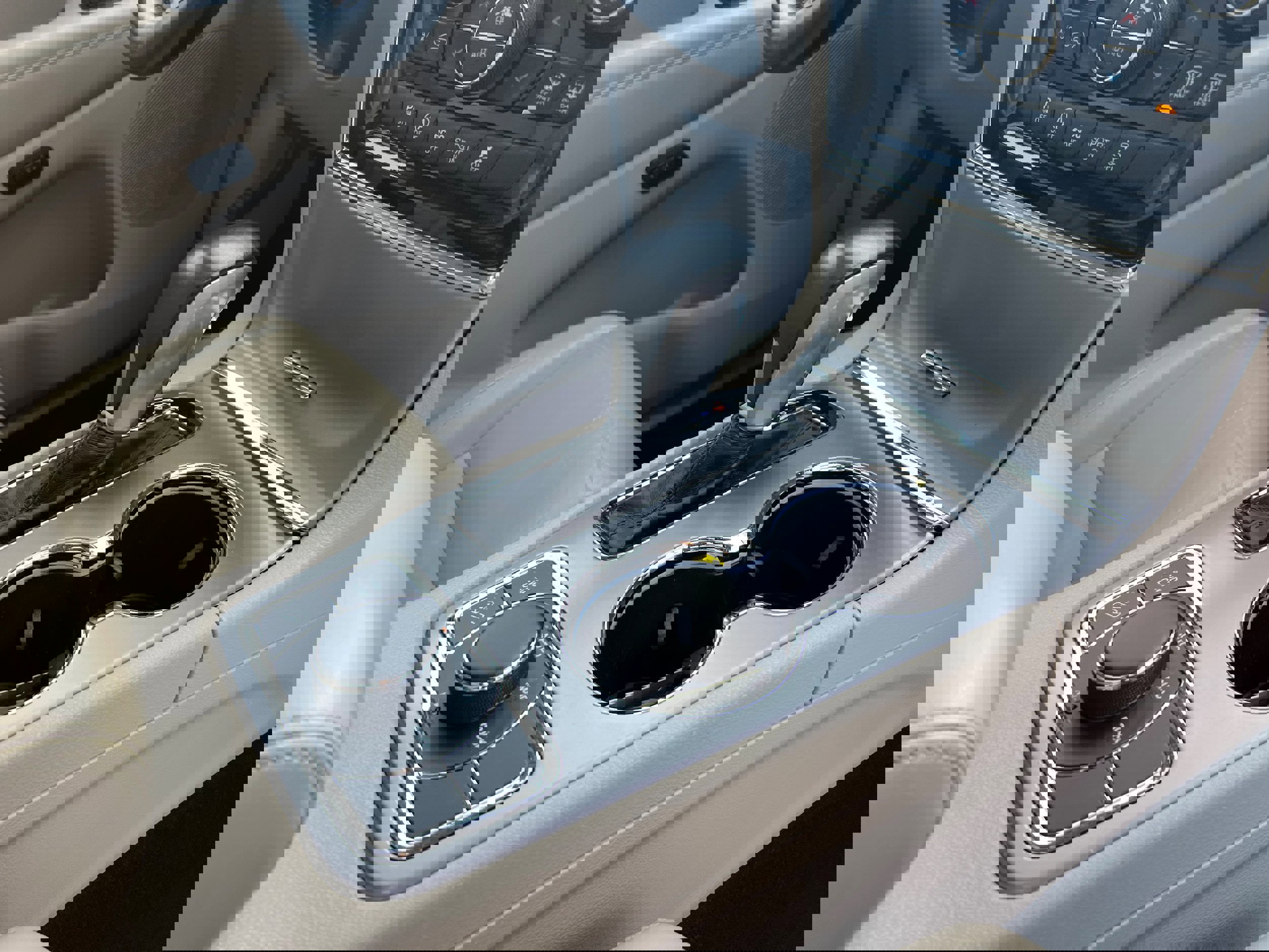 Used 2021 Jeep Grand Cherokee Limited image 19