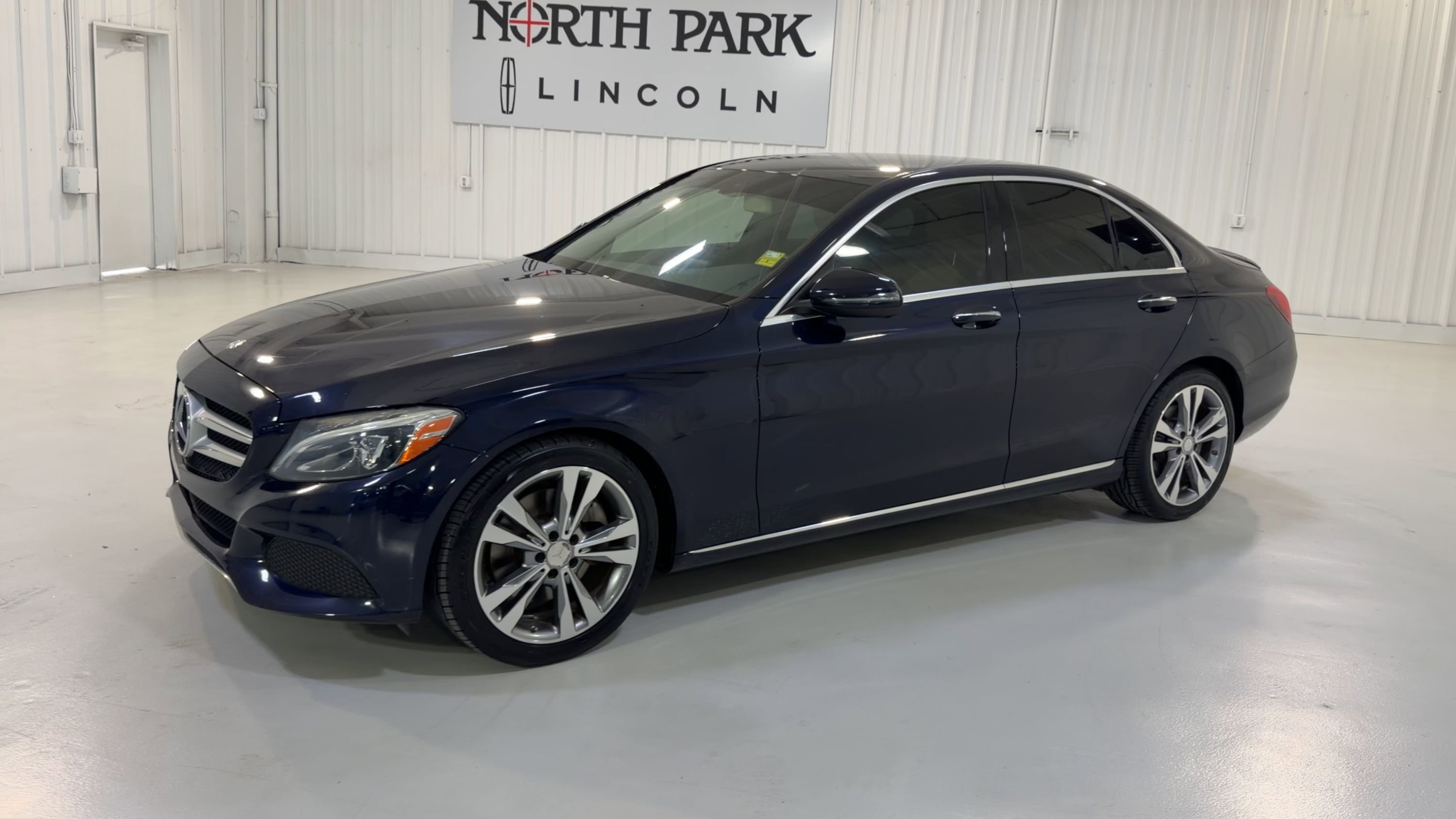 Used 2017 Mercedes-Benz C 300 Sedan image 6