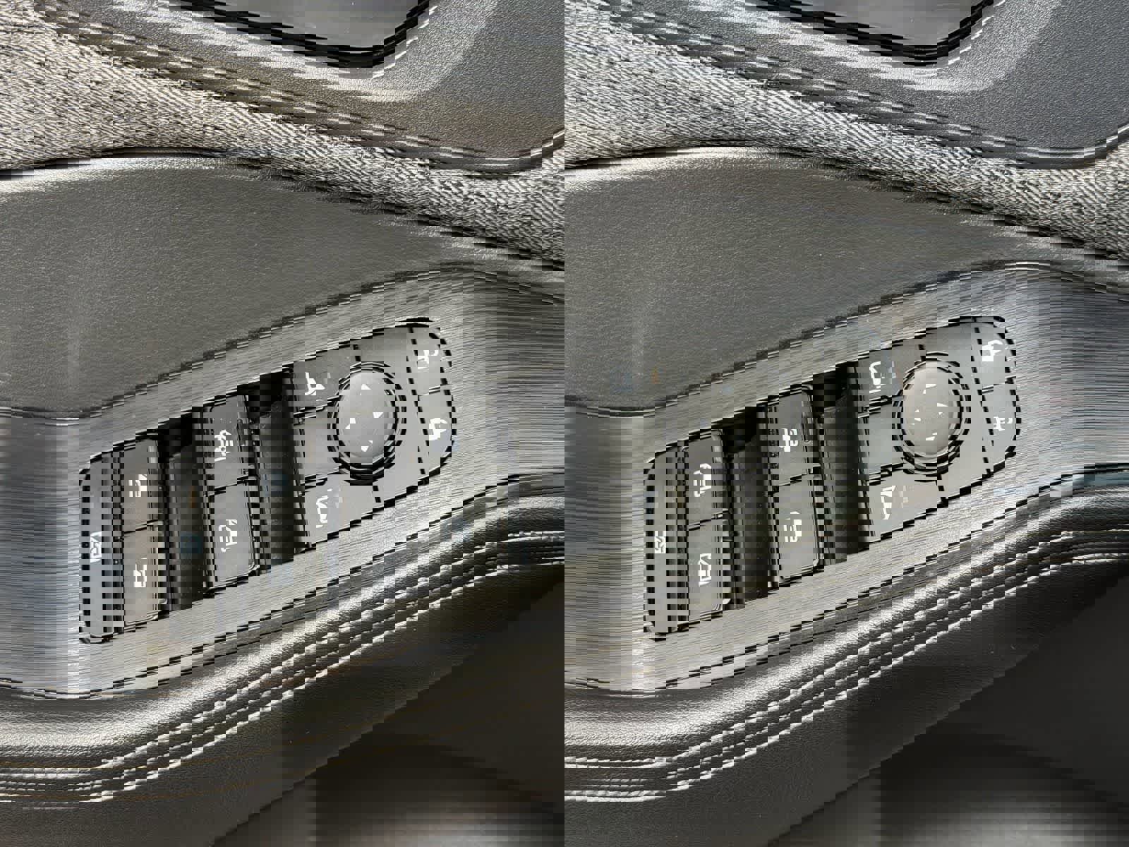 Certified 2022 Nissan Rogue SV image 16