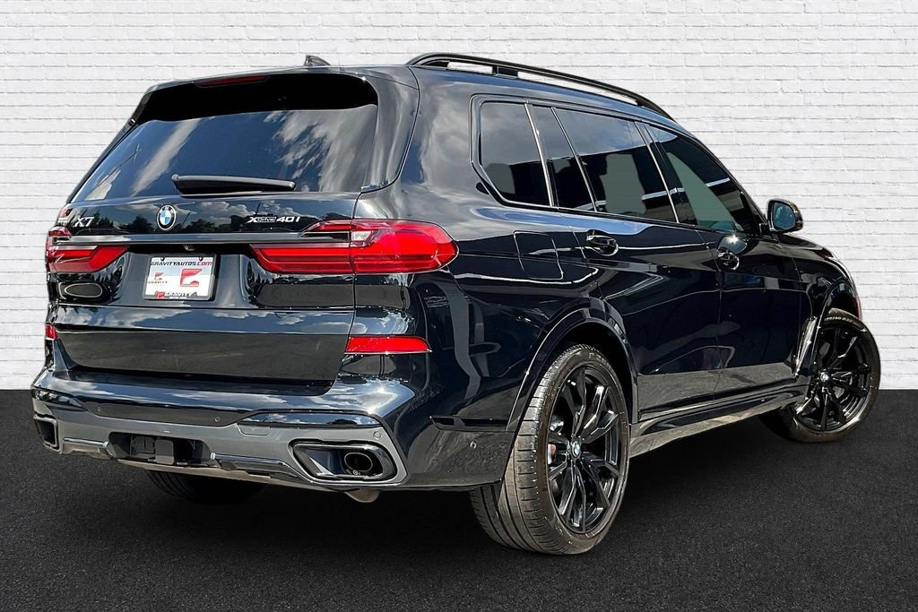 Used 2022 BMW X7 xDrive40i w/ M Sport Package AWD/4WD image 6