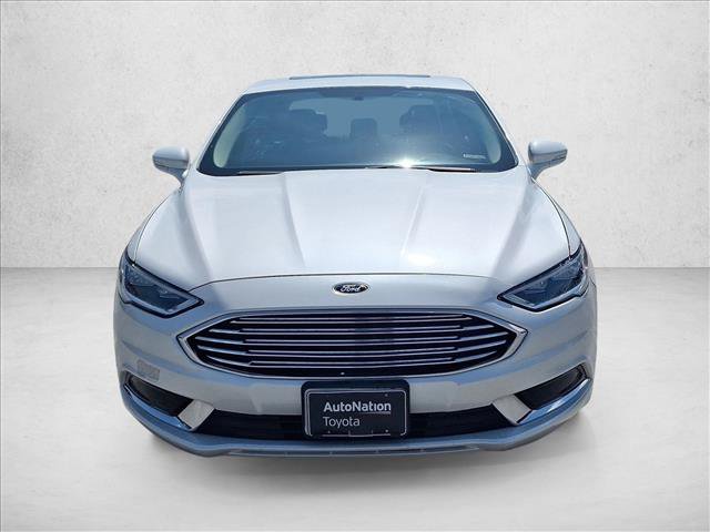 Used 2018 Ford Fusion Energi SE FWD image 2