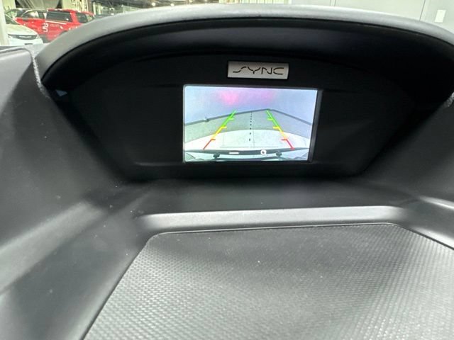 Used 2017 Ford Escape SE AWD/4WD image 2