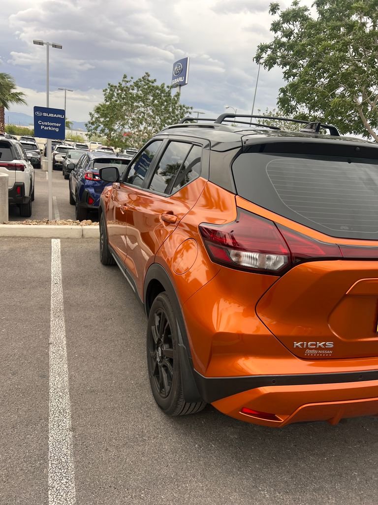 Used 2023 Nissan Kicks SR w/ SR Premium Package image 4