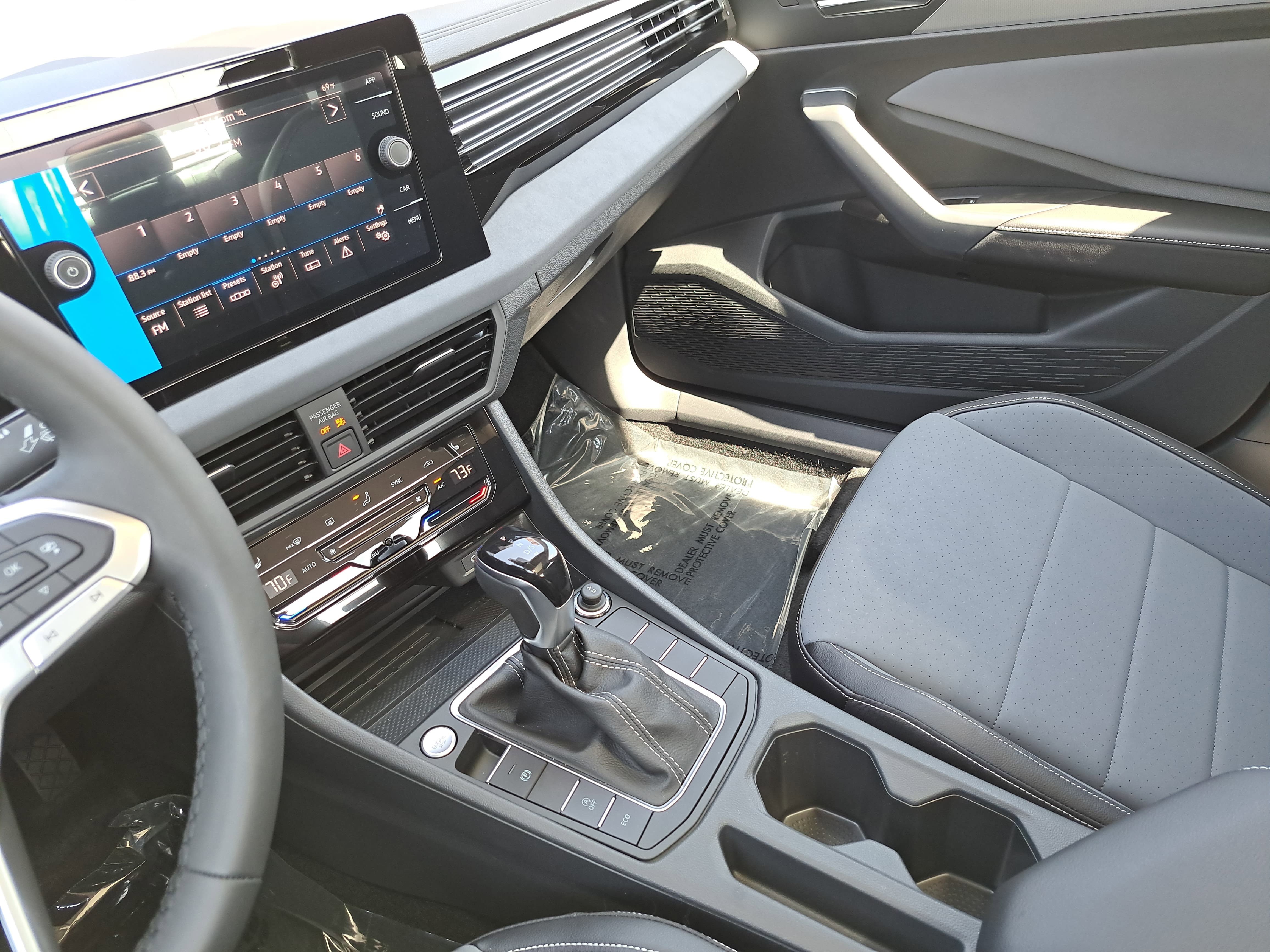 New 2026 Volkswagen Jetta SE FWD image 24