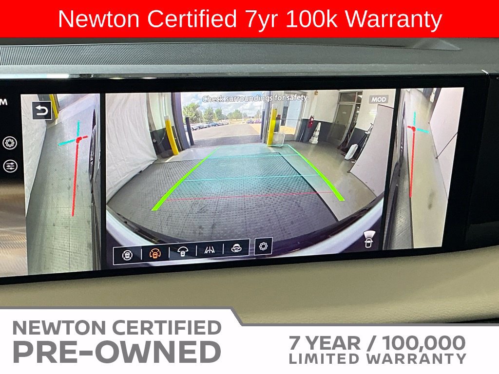 Used 2025 Nissan Armada Platinum w/ Convenience Package RWD image 19