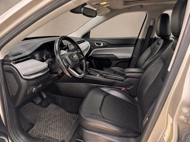 Used 2022 Jeep Compass Latitude w/ Sun and Sound Group FWD image 12