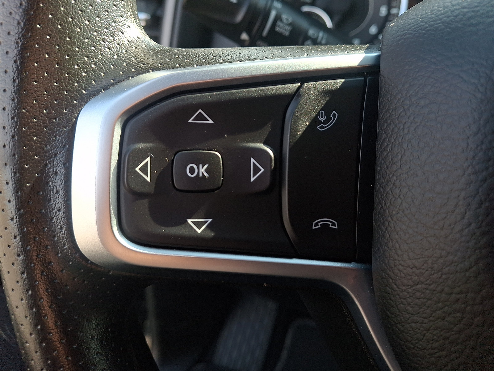 Used 2025 RAM 1500 Tradesman AWD/4WD image 19