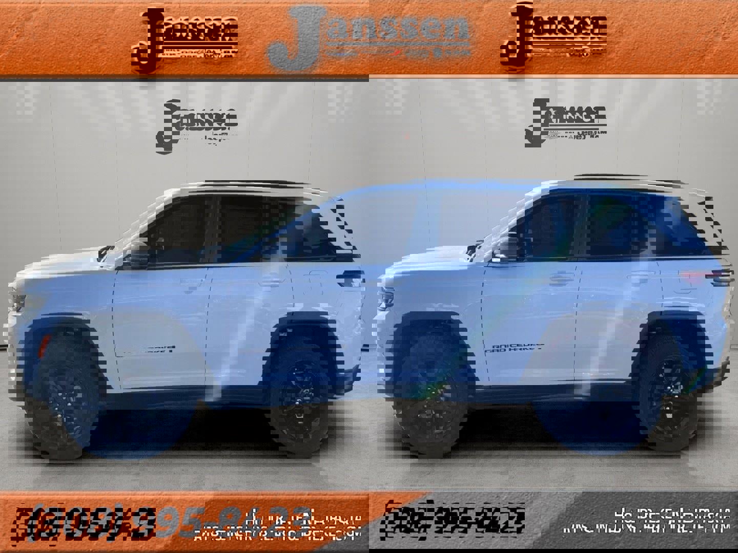 New 2025 Jeep Grand Cherokee Altitude image 1