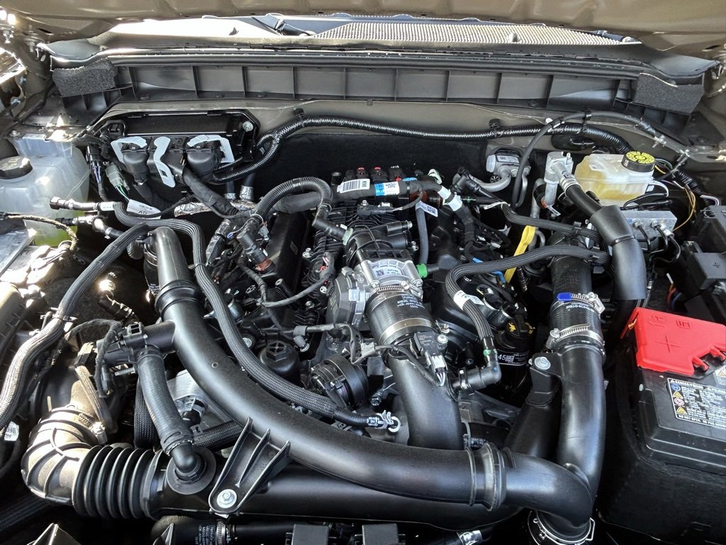 New 2025 Ford Bronco Badlands w/ Sasquatch Package image 24