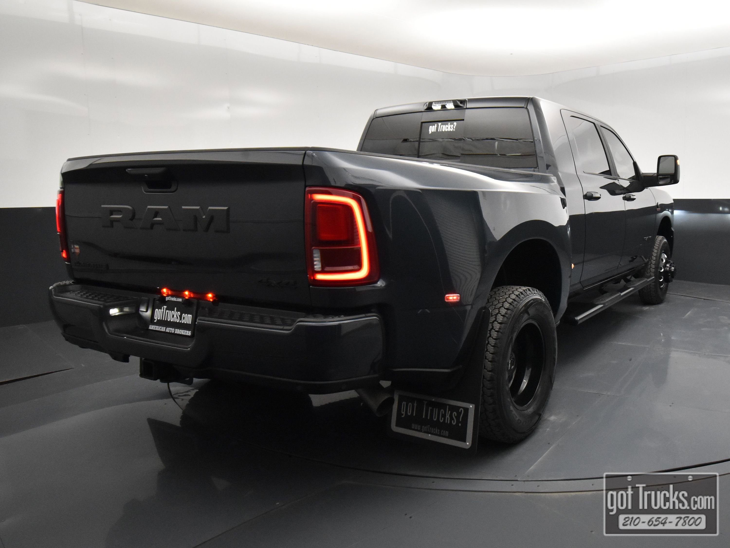 Used 2025 RAM 3500 Laramie w/ Night Edition image 49