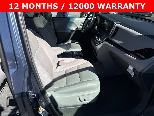Used 2017 Toyota Sienna XLE Premium image 9