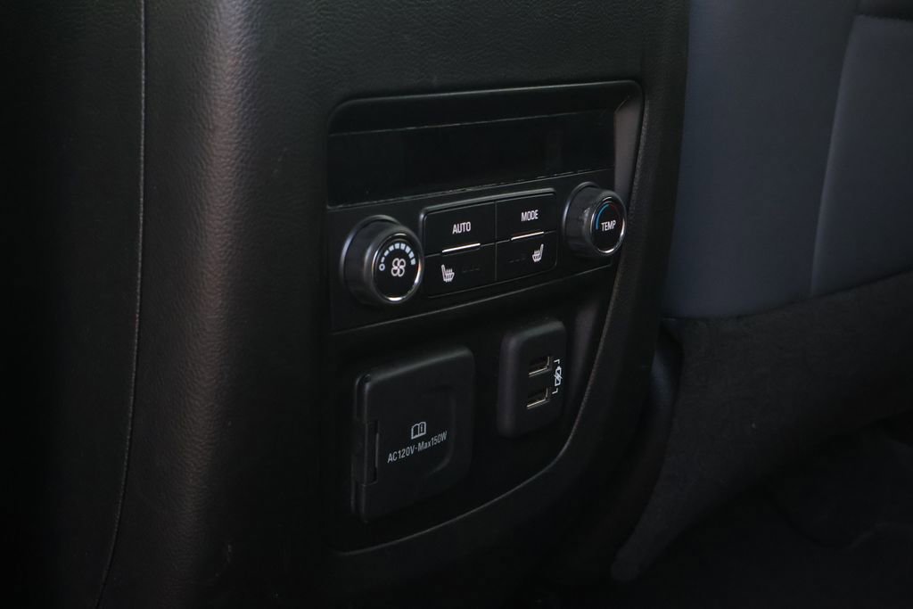 Used 2024 Buick Enclave Premium image 44