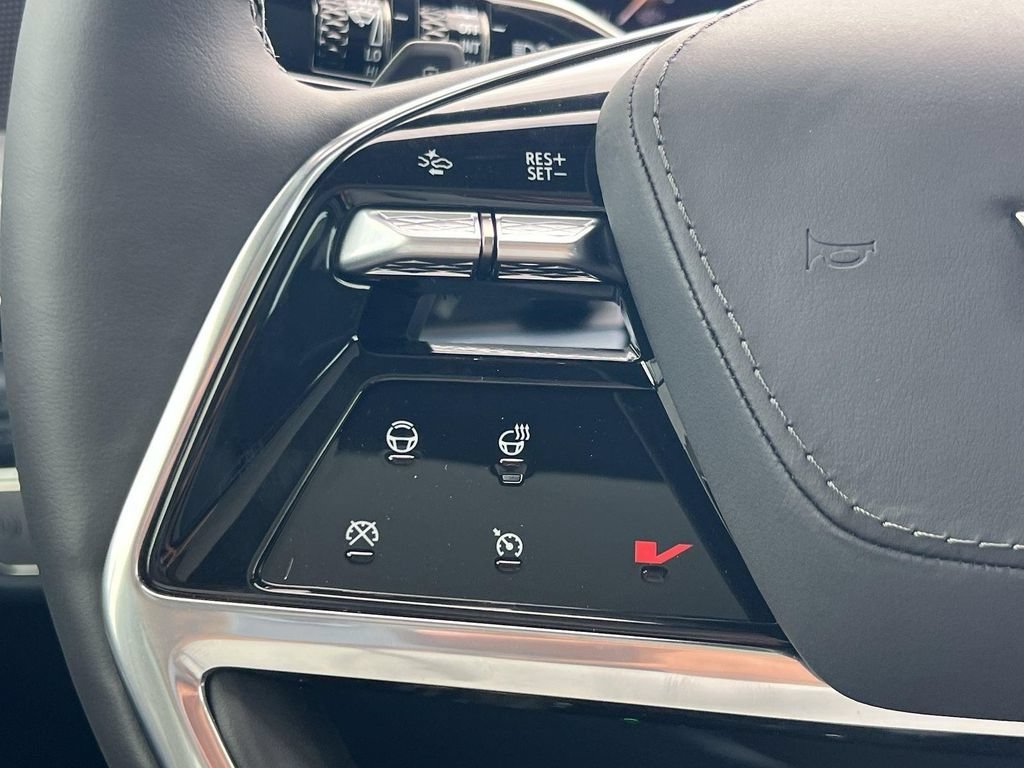 New 2026 Cadillac Escalade IQ Luxury 2 AWD/4WD image 13